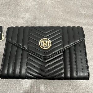 Badgley Mischka Black Quilted Clutch